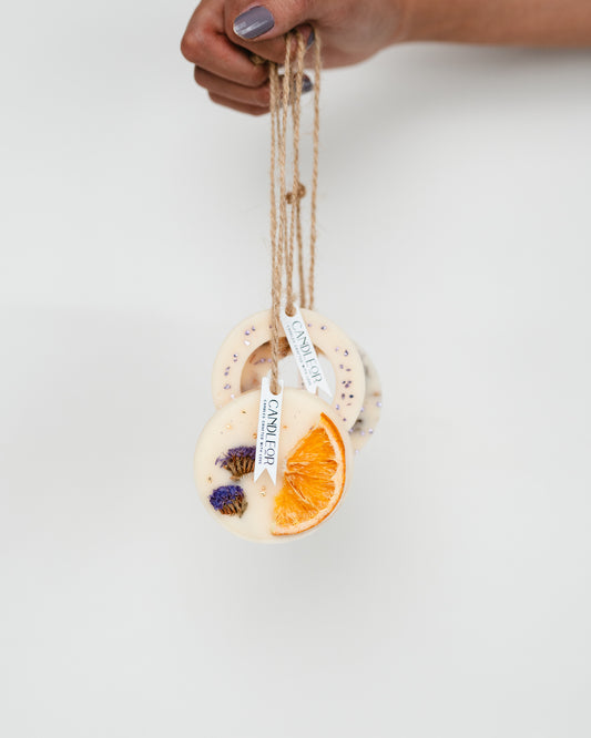 Circular wax sachet